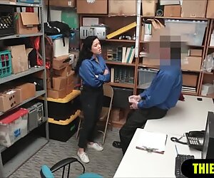 Female security officer gets fucked by her colleague
