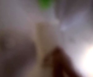 Alix Lynx douches na gek sex scene